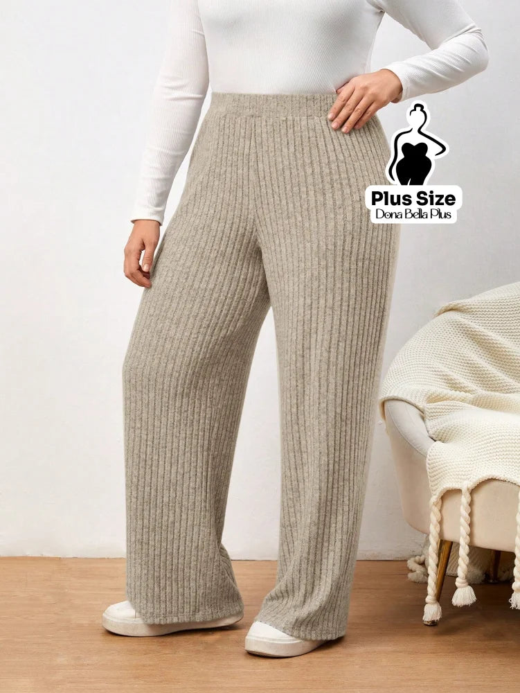 Calça Canelada Reta com Cintura Alta Ajustada Calça Canelada Reta com Cintura Alta Ajustada