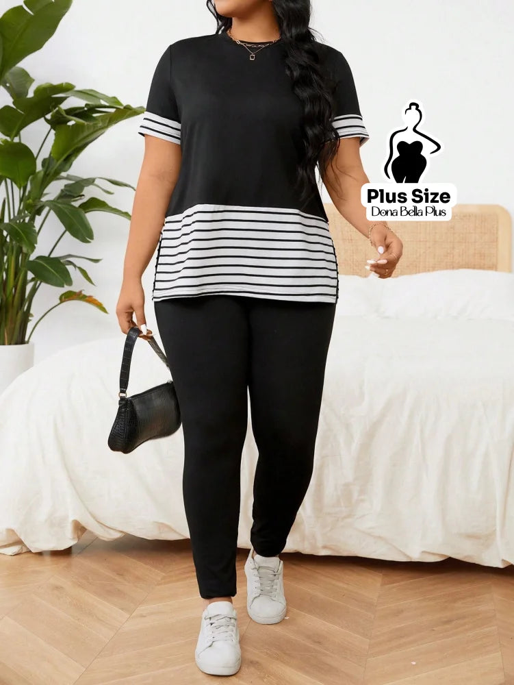 Conjunto Esportivo com Blusa Listrada e Calça Justa Conjunto Esportivo com Blusa Listrada e Calça Justa
