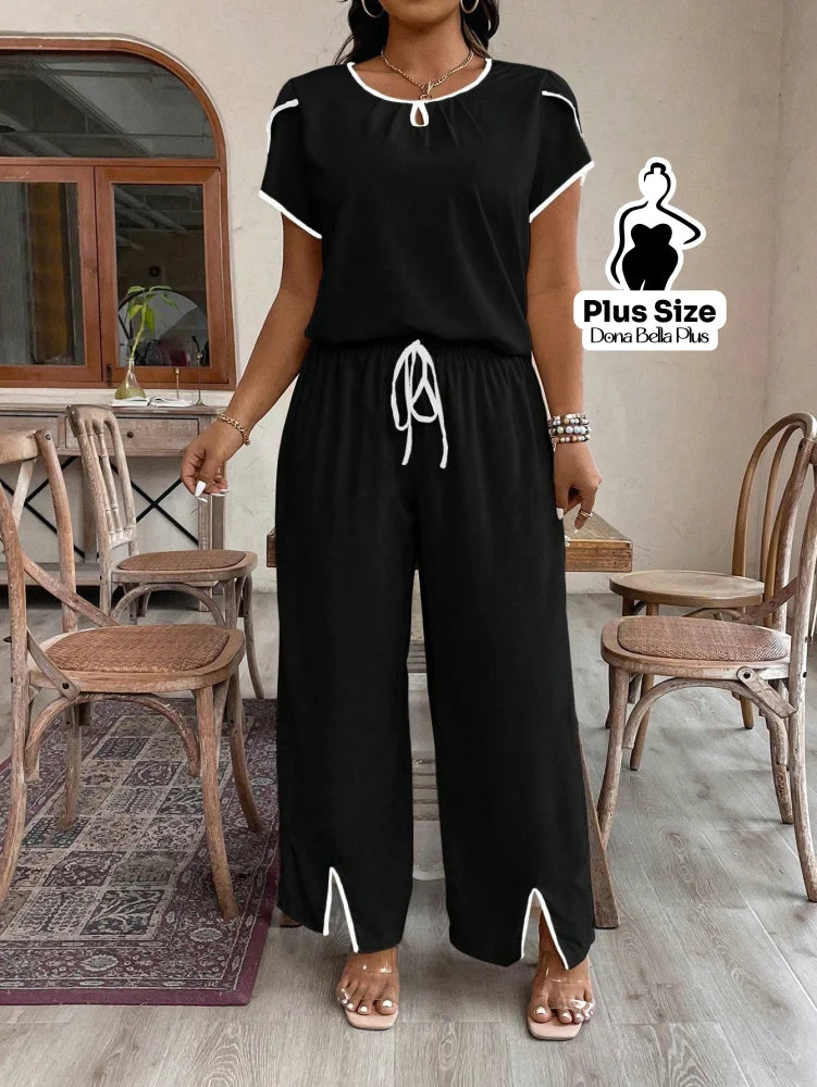 Conjunto Pijama Chic com Recortes Contrastantes Conjunto Pijama Chic com Recortes Contrastantes