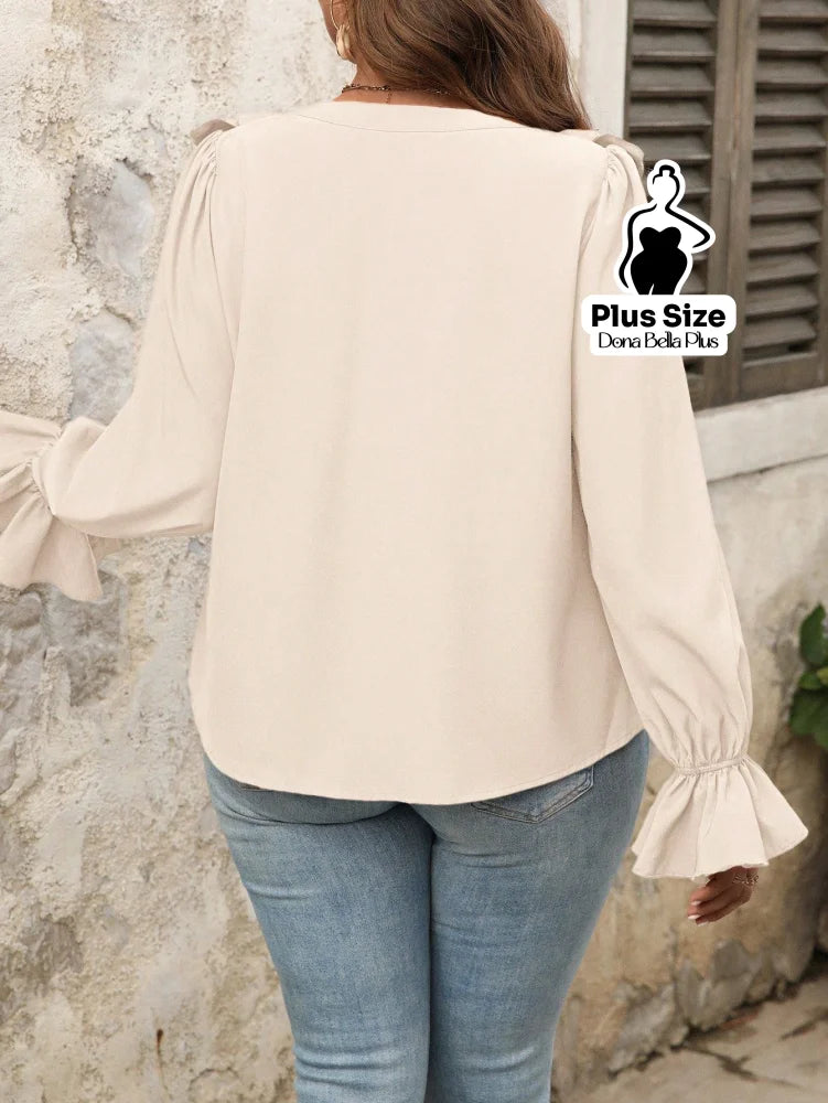 Blusa Decote V com Babados Frontais e Manga Longa Blusa Decote V com Babados Frontais e Manga Longa