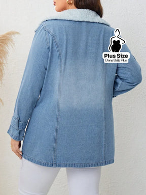 Blusa Jeans Forrada com Botões e Gola de Pelo Blusa Jeans Forrada com Botões e Gola de Pelo
