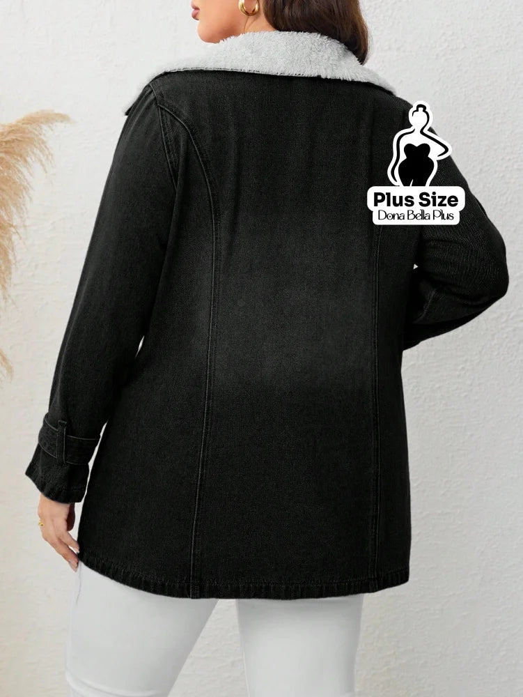 Blusa Jeans Forrada com Botões e Gola de Pelo Blusa Jeans Forrada com Botões e Gola de Pelo