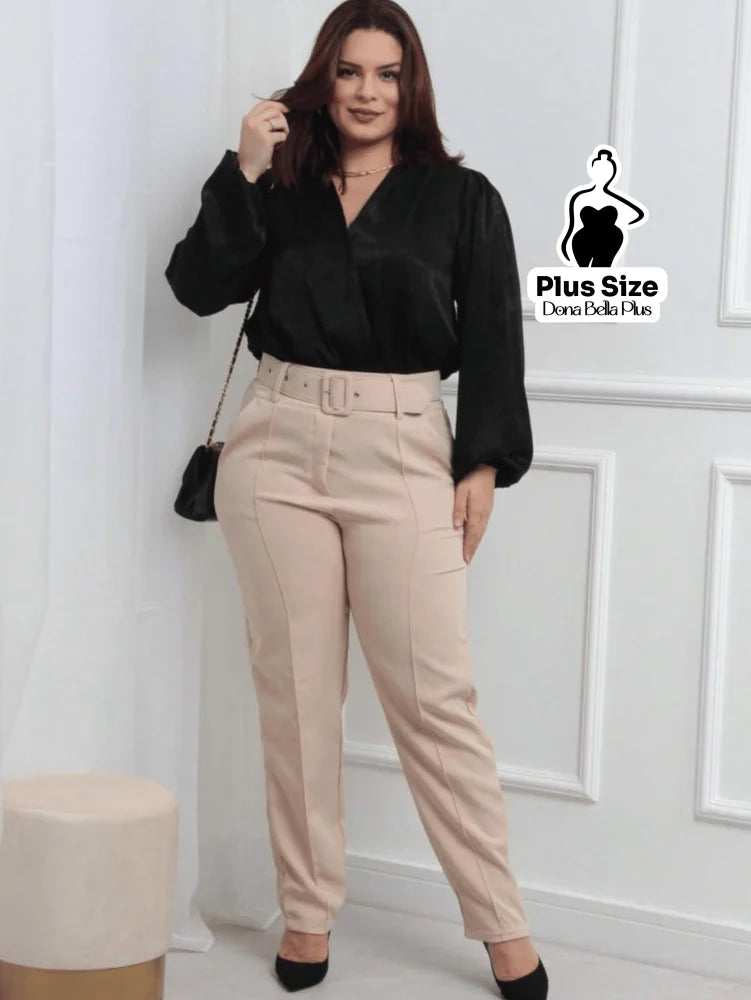 Calça Alfaiatada Cintura Alta com Cinto Forrado Calça Alfaiatada Cintura Alta com Cinto Forrado