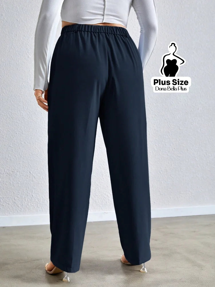 Calça Alfaiatada com Pregas e Fechamento Frontal Calça Alfaiatada com Pregas e Fechamento Frontal