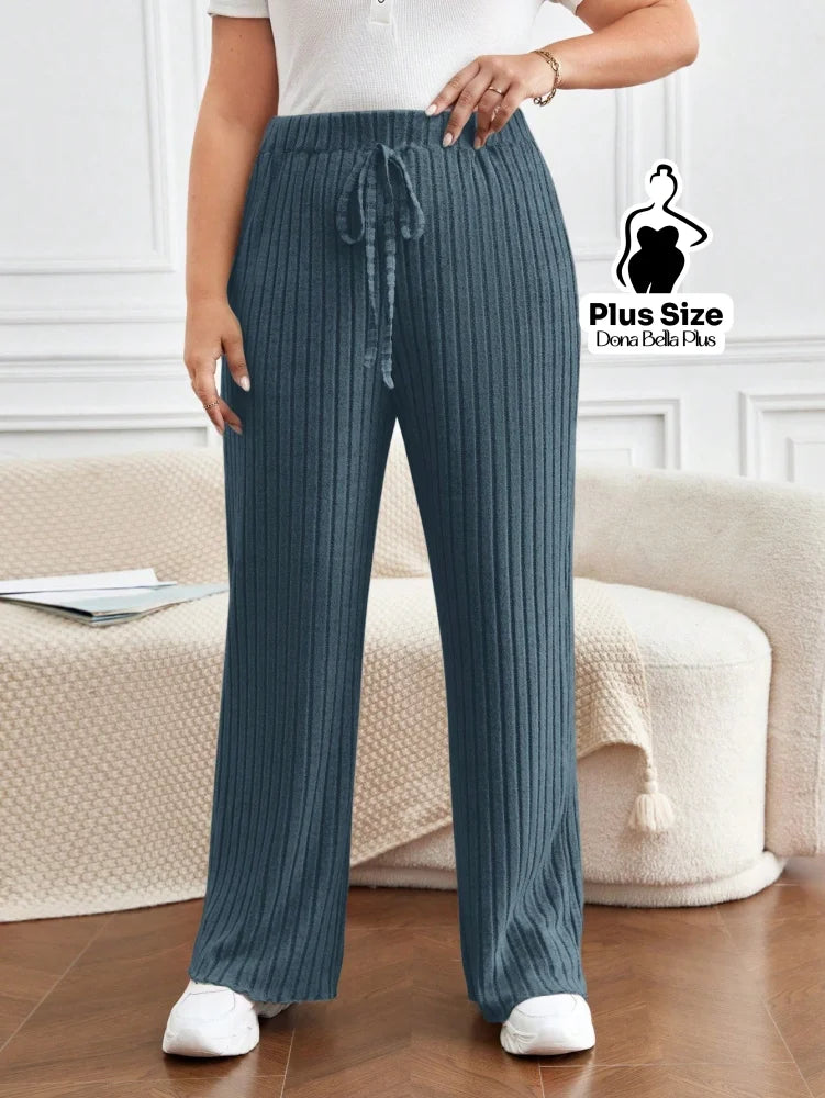 Calça Canelada Reta com Amarração na Cintura Azul / G Calça Canelada Reta com Amarração na Cintura