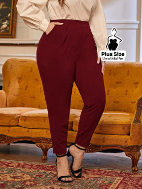 Calça Cintura Alta com Pences e Modelagem Justa Vinho / G Calça Cintura Alta com Pences e Modelagem Justa
