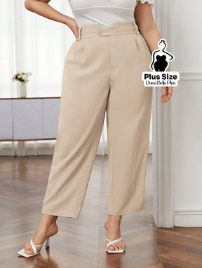 Calça Cropped de Alfaiataria com Pregas Frontais Calça Cropped de Alfaiataria com Pregas Frontais