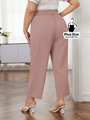 Calça Cropped de Alfaiataria com Pregas Frontais Calça Cropped de Alfaiataria com Pregas Frontais