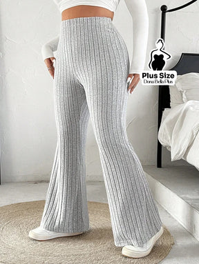 Calça Flare Canelada com Modelagem Confortável Calça Flare Canelada com Modelagem Confortável