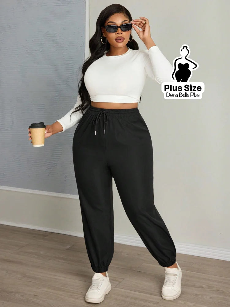 Calça Jogger Básica com Cós Ajustável e Punhos Calça Jogger Básica com Cós Ajustável e Punhos
