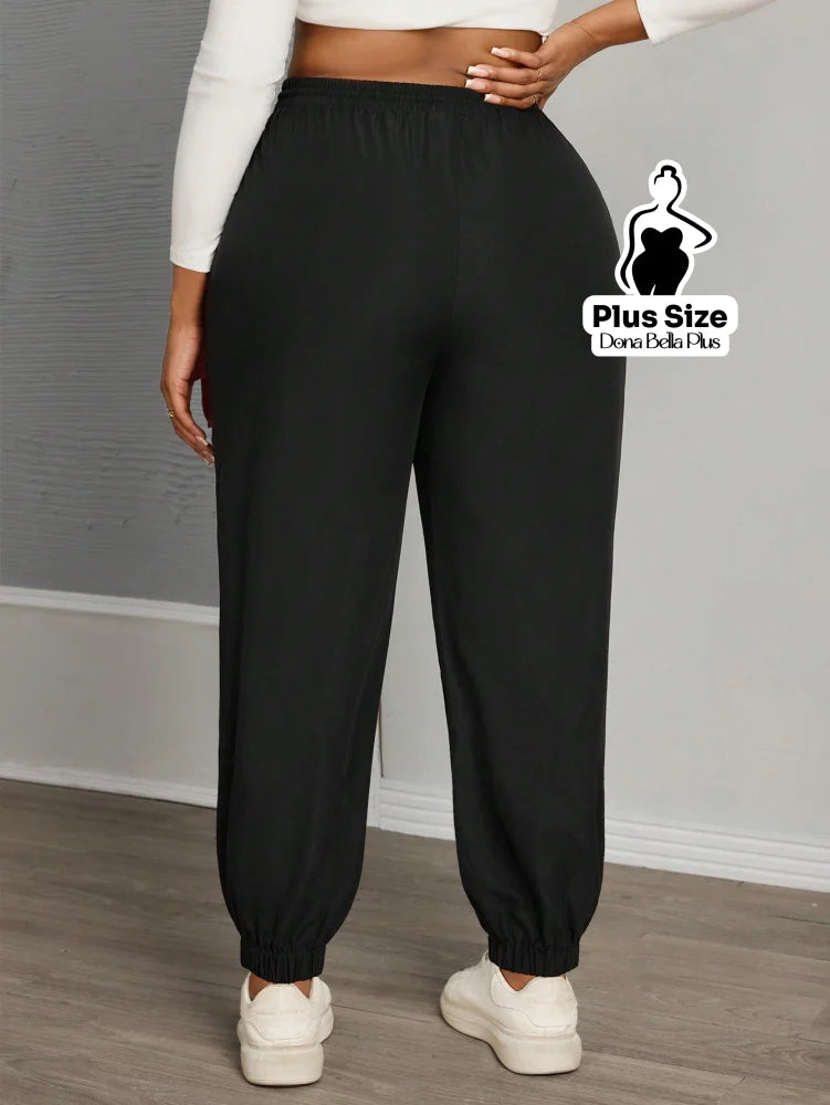 Calça Jogger Básica com Cós Ajustável e Punhos Calça Jogger Básica com Cós Ajustável e Punhos