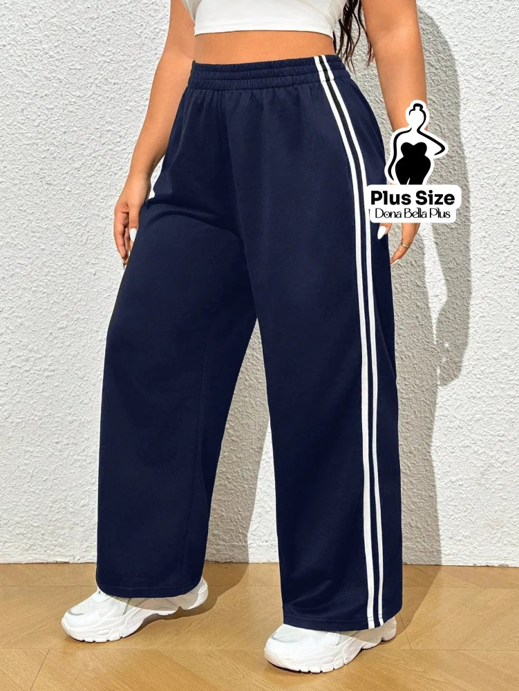 Calça Jogger Esportiva com Listras Laterais Azul / G Calça Jogger Esportiva com Listras Laterais