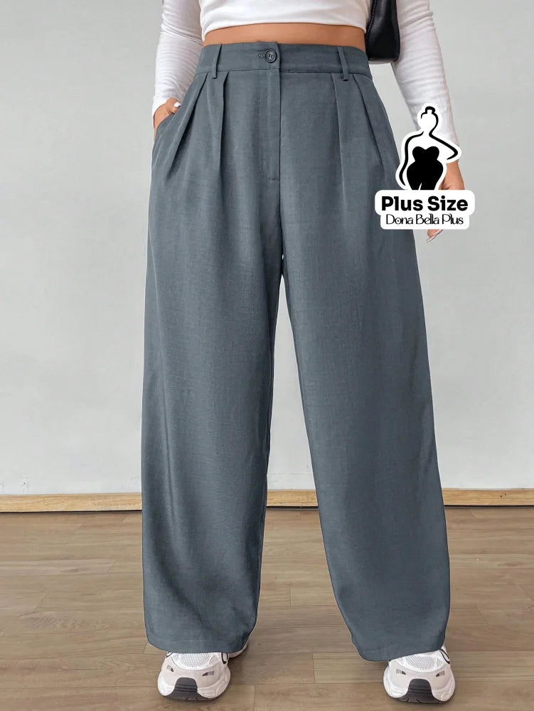 Calça Pantalona Alfaiatada com Pregas Frontais Calça Pantalona Alfaiatada com Pregas Frontais