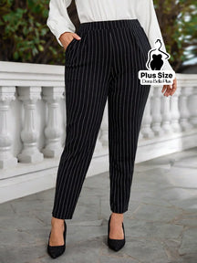 Calça Reta de Alfaiataria com Listras Verticais Preto / G Calça Reta de Alfaiataria com Listras Verticais