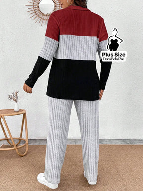 Conjunto Canelado Bicolor com Gola Polo e Calça Reta Conjunto Canelado Bicolor com Gola Polo e Calça Reta