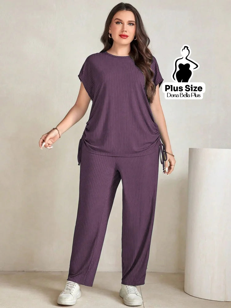 Conjunto Canelado com Blusa Ajustável e Calça Reta Conjunto Canelado com Blusa Ajustável e Calça Reta