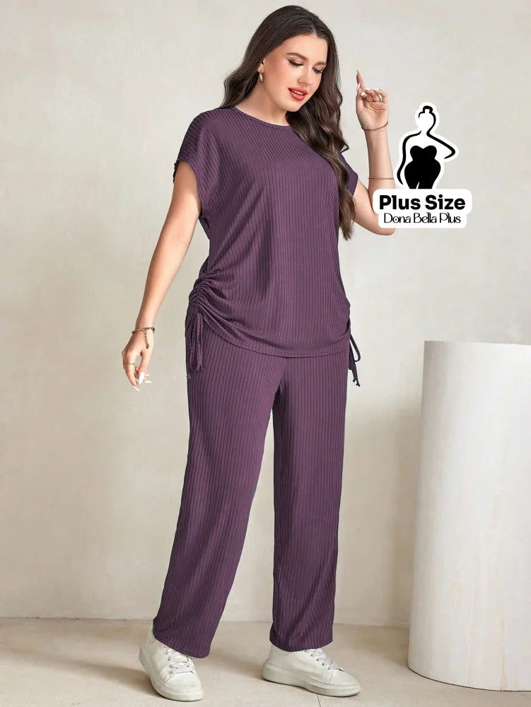 Conjunto Canelado com Blusa Ajustável e Calça Reta Conjunto Canelado com Blusa Ajustável e Calça Reta