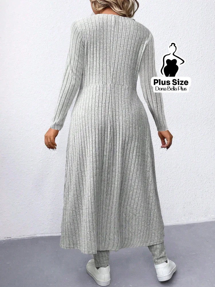 Conjunto Canelado com Blusa Longa Fenda e Calça Justa Conjunto Canelado com Blusa Longa Fenda e Calça Justa
