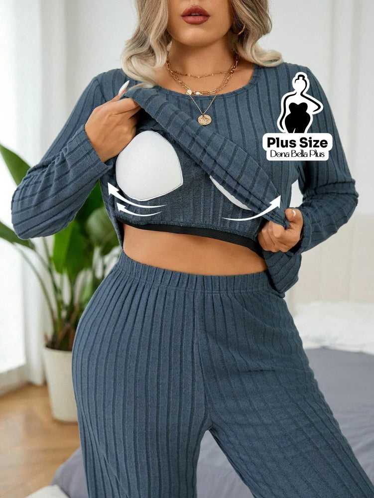 Conjunto Canelado com Blusa Manga Longa e Calça Reta Conjunto Canelado com Blusa Manga Longa e Calça Reta