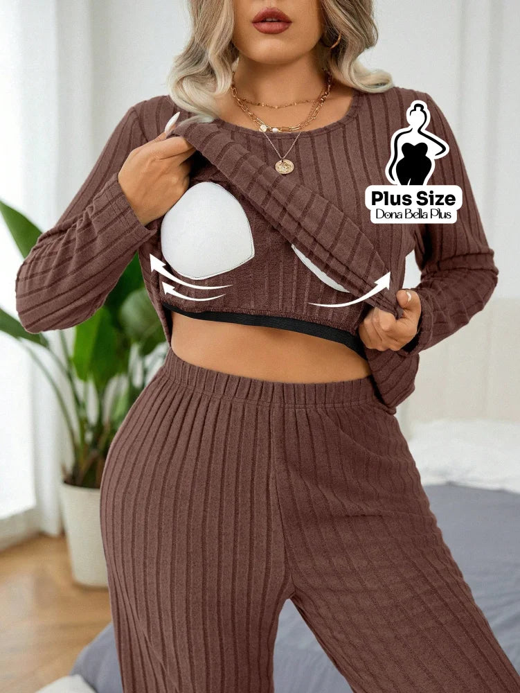 Conjunto Canelado com Blusa Manga Longa e Calça Reta Conjunto Canelado com Blusa Manga Longa e Calça Reta