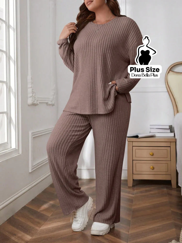 Conjunto Canelado com Blusa Solta e Calça Flare Castanho / G Conjunto Canelado com Blusa Solta e Calça Flare