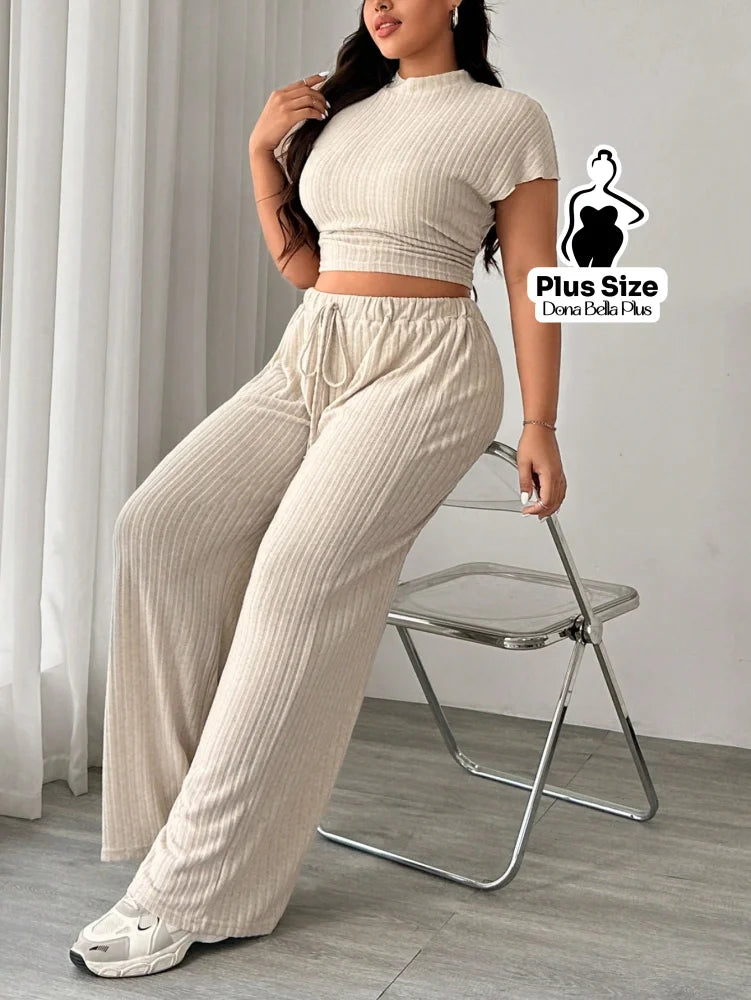 Conjunto Canelado com Cropped e Calça de Amarrar Conjunto Canelado com Cropped e Calça de Amarrar