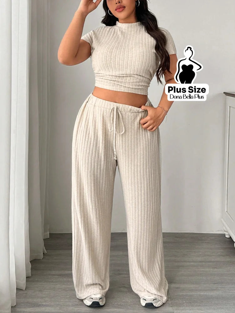 Conjunto Canelado com Cropped e Calça de Amarrar Conjunto Canelado com Cropped e Calça de Amarrar
