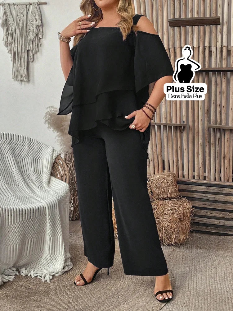 Conjunto Elegante com Camadas e Ombro Vazado Conjunto Elegante com Camadas e Ombro Vazado