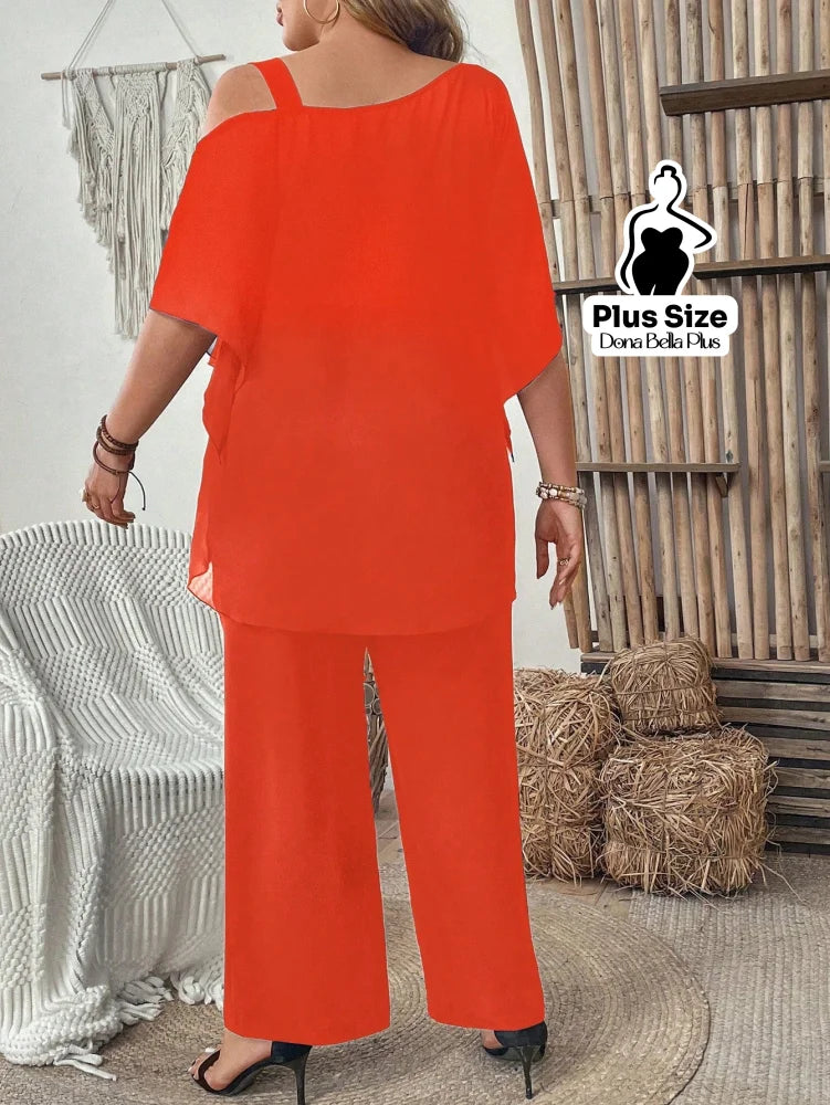 Conjunto Elegante com Camadas e Ombro Vazado Conjunto Elegante com Camadas e Ombro Vazado