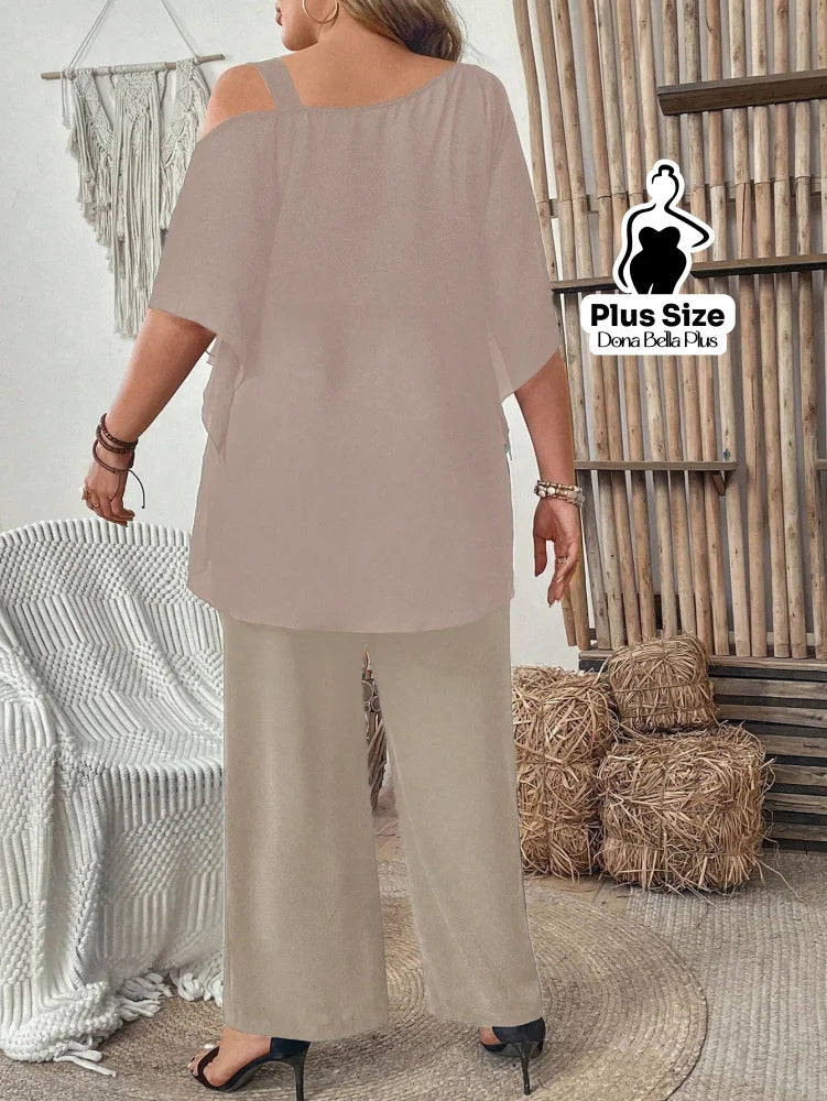 Conjunto Elegante com Camadas e Ombro Vazado Conjunto Elegante com Camadas e Ombro Vazado