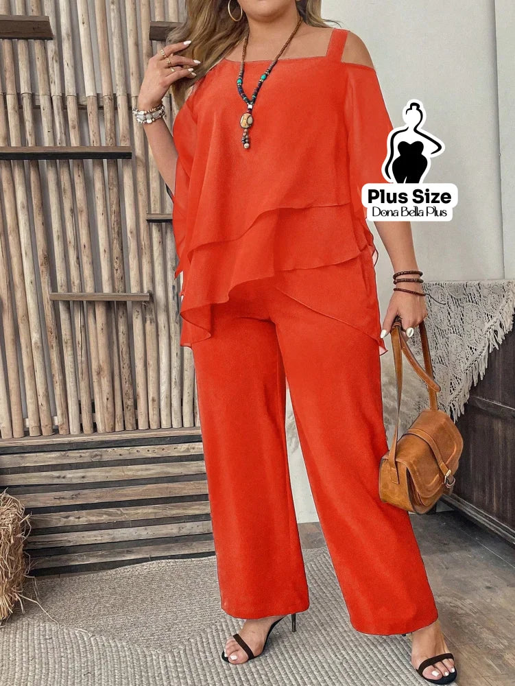 Conjunto Elegante com Camadas e Ombro Vazado Conjunto Elegante com Camadas e Ombro Vazado
