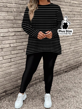 Conjunto Estampado com Blusa Básica e Calça Justa Conjunto Estampado com Blusa Básica e Calça Justa