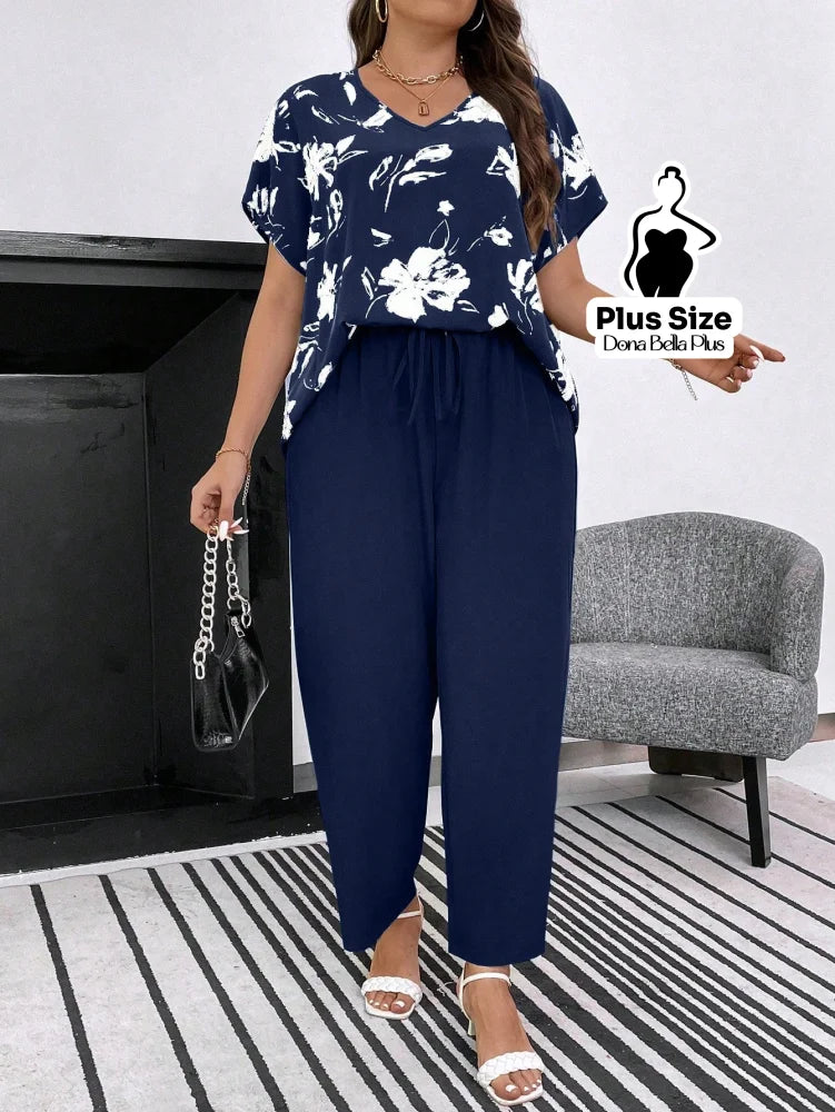 Conjunto Floral com Blusa Solta e Calça de Amarrar Azul Marinho / G Conjunto Floral com Blusa Solta e Calça de Amarrar