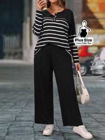Conjunto Listrado com Blusa Manga Longa e Calça Reta Preto / G Conjunto Listrado com Blusa Manga Longa e Calça Reta