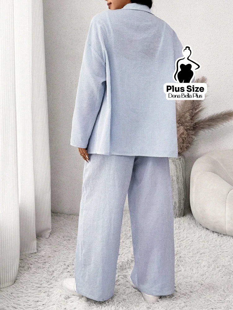 Conjunto Listrado com Camisa Oversized e Calça Reta Conjunto Listrado com Camisa Oversized e Calça Reta