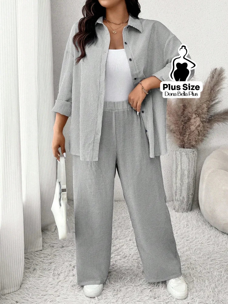 Conjunto Listrado com Camisa Oversized e Calça Reta Preto e Branco / G Conjunto Listrado com Camisa Oversized e Calça