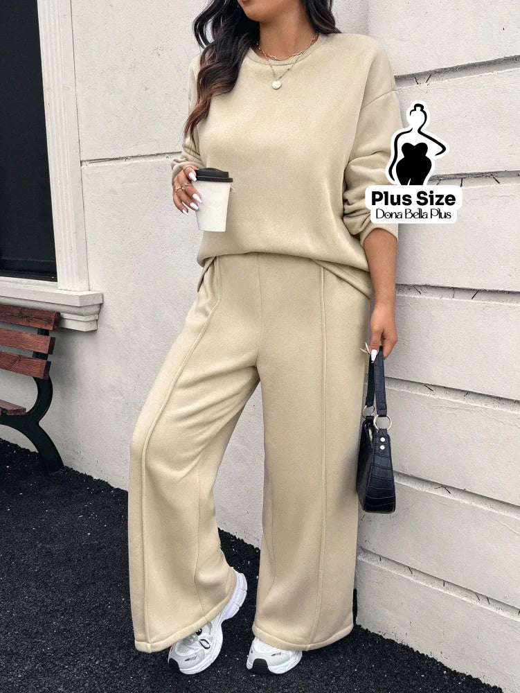 Conjunto Moletinho com Blusa Gola Redonda e Calça Reta Caqui / G Conjunto Moletinho com Blusa Gola Redonda e Calça Reta
