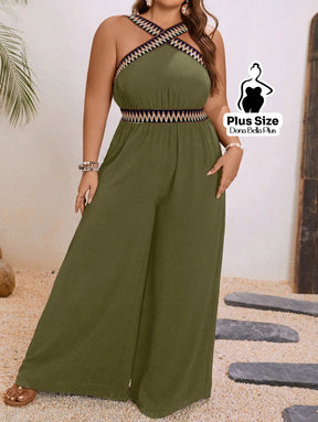Macacão Pantalona com Decote Cruzado e Detalhe Étnico Macacão Pantalona com Decote Cruzado e Detalhe Étnico