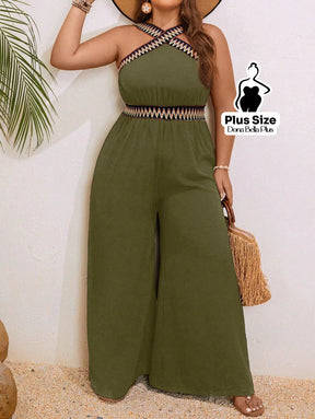 Macacão Pantalona com Decote Cruzado e Detalhe Étnico Macacão Pantalona com Decote Cruzado e Detalhe Étnico