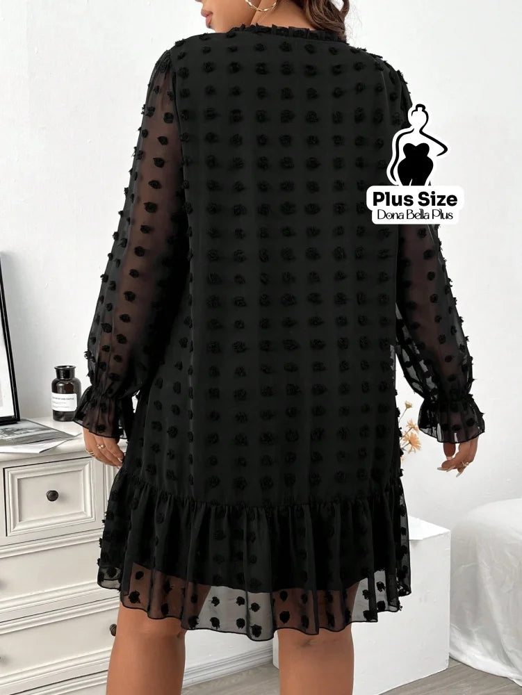 Vestido Curto com Textura Poá e Babado na Barra Vestido Curto com Textura Poá e Babado na Barra