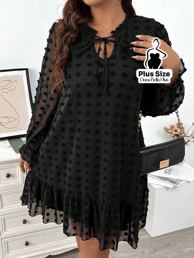 Vestido Curto com Textura Poá e Babado na Barra G Vestido Curto com Textura Poá e Babado na Barra