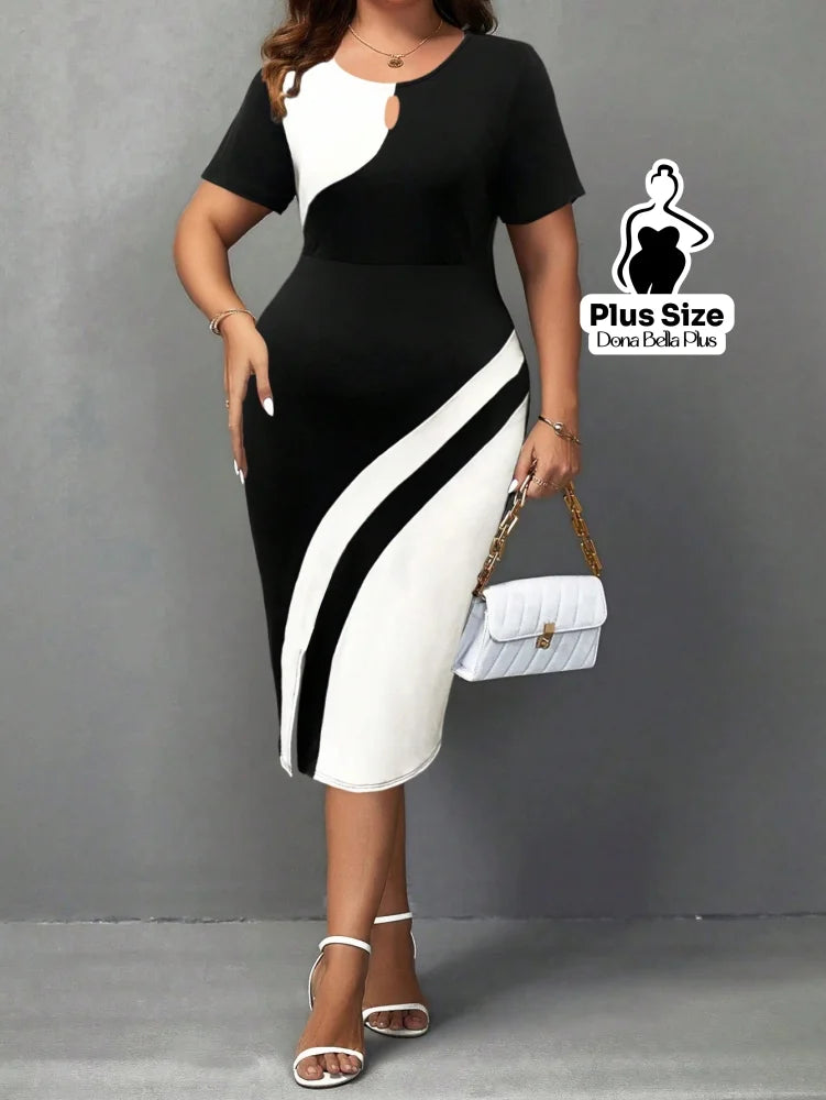 Vestido Midi Contrastante com Decote Redondo e Fenda Lateral Vestido Midi Contrastante com Decote Redondo e Fenda
